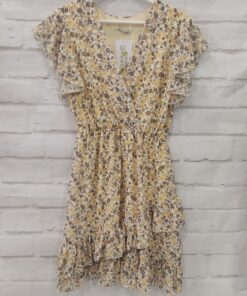 Vestido corto floreado cuello V