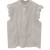 Blusa blanca sin mangas para chica, con cuello mao con volante, bandas de encaje ornamental y volantes amplios con bordado en