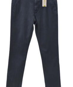 Pantalón tipo chino para chico en azul oscuro, corte recto, tejido de algodón, cierre frontal con botón y cremallera, bolsos