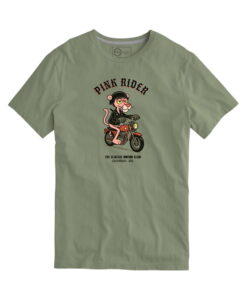 Camiseta de manga corta y corte recto para chico en verde oliva, con gráfico frontal de motorista rosa y texto Pink Rider. Te