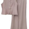 Conjunto de chaleco y pantalón rosa claro para chica, confeccionado en viscosa y lino, con ribete crema decorativo y corte su