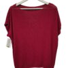Camiseta de punto fino monocolor roja para chica, cuello redondo calado, manga corta caída, corte recto, detalle calado en do