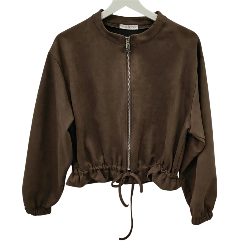 Chaqueta de ante marrón para chica con puños y bajo elásticos, cinta ajustable en la cintura y cremallera metálica frontal