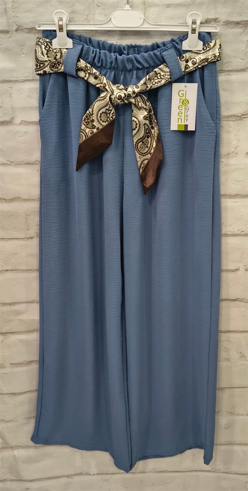 Pantalón flojo con lazo