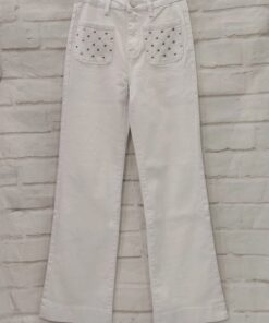 Vaquero ancho blanco tachas