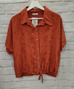 Camisa unicolor paisley con cordón